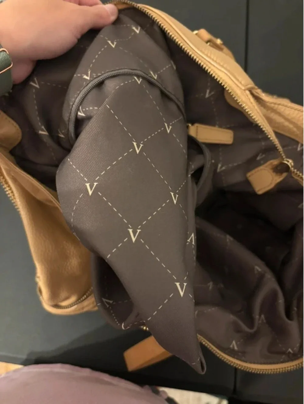 Vince Camuto purse